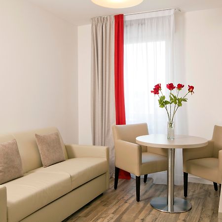 เซฌูร์ แอนด์ แอฟแฟร์ ปารีส บาเญอ Apartment บานิว ภายนอก รูปภาพ