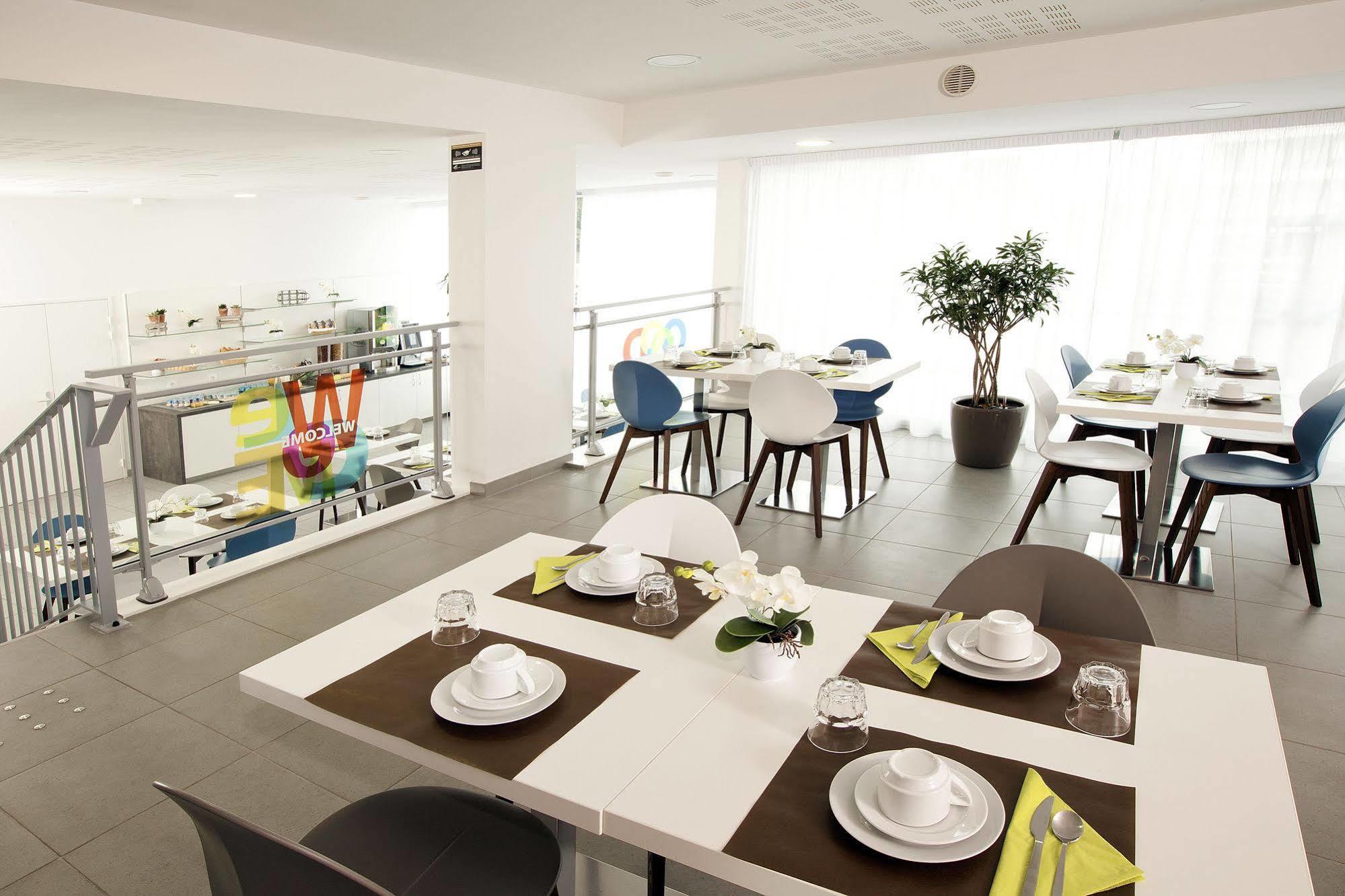 เซฌูร์ แอนด์ แอฟแฟร์ ปารีส บาเญอ Apartment บานิว ภายนอก รูปภาพ