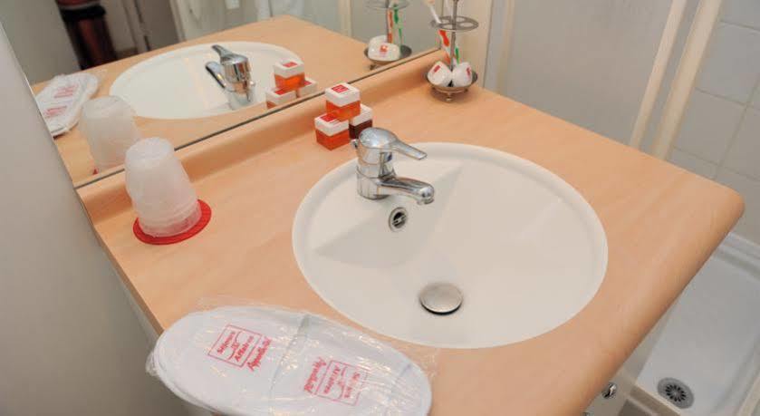 เซฌูร์ แอนด์ แอฟแฟร์ ปารีส บาเญอ Apartment บานิว ภายนอก รูปภาพ